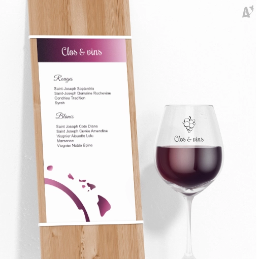 Photo d'inspiration pour l'utilisation de l'identité de marque conçue pour Clos et vins, Bar à vins et caviste à Serrières. Design par Aline Hernu - Studio AirNewArt