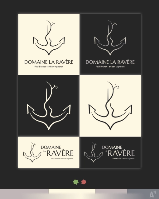 Logo et déclinaisons de logo conçus pour le Domaine La Ravère, Paul Brunet - artisan vigneron bio, dans le cadre de la création de son identité visuelle. Vignoble en Drôme Ardèche (Auvergne Rhône Alpes). Design par Aline Hernu - Studio AirNewArt. 2025, tous droits réservés.